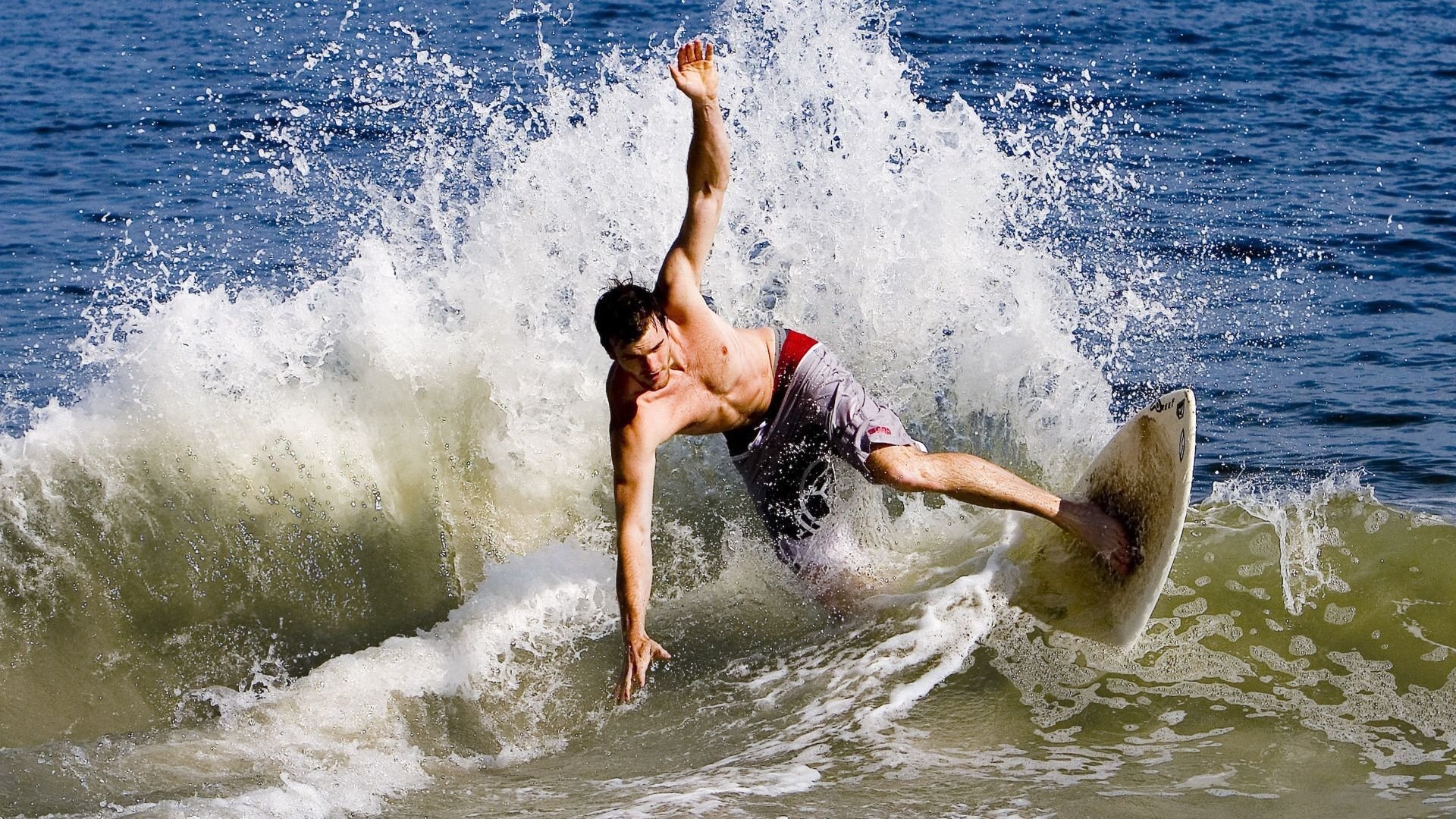 变身超级射手!爱德华兹三节37分带森林狼大胜爵士,爱德华兹打球